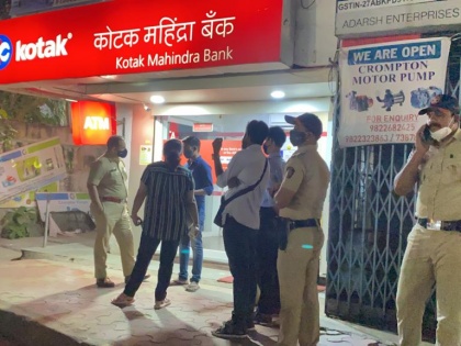 The driver hijacked the car with Rs 4 crore in the ATM, finally the police found it in Bhiwandi | ATM कॅश व्हॅन ड्रायव्हरने पळवली; ४ कोटी घेऊन झाला पसार