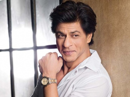 Shahrukh khan has start his upcoming film pathan shooting | शाहरुख खानने सुरु केले २०० कोटी बजेट असलेल्या 'पठाण' सिनेमाचे शूटिंग, २०२१ होणार रिलीज