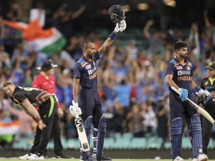 India vs Australia : India win T-20 series against Australia | India vs Australia : भारताचा ऑस्ट्रेलियावर मालिका विजय, हार्दिक पांड्या, शिखर धवनची कामगिरी निर्णायक