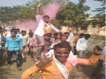 Gram Panchayat Result: Shocks to the established in Parbhani district; Durrani and Bordikar maintained the fort in the battle of Churshi | Gram Panchayat Result : परभणी जिल्ह्यात प्रस्थापितांना धक्के; चुरशीच्या लढतीत दुर्राणी आणि बोर्डीकरांनी गढ राखले