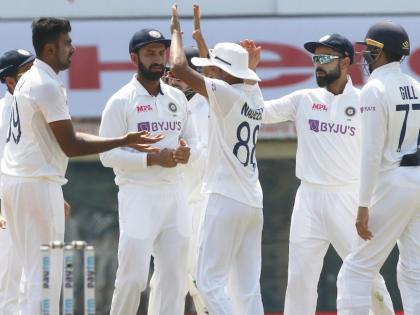 India vs England, 1st Test : India needs 420 runs to win, Six wicket haul by Ravi Ashwin | India vs England, 1st Test : आर अश्विनचा विकेट्सचा षटकार, पण इंग्लंडनं उभं केलं तगडं आव्हान 