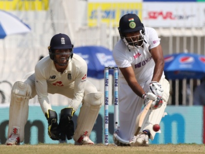 India vs England, 2nd Test: R Ashwin equals Kapil Dev's record; Lunch on Day 3 Team India 156/6 | India vs England, 2nd Test : आर अश्विनची कपिल देव यांच्या विक्रमाशी बरोबरी; विराट कोहलीसह सावरला टीम इंडियाचा डाव