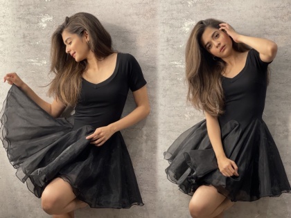 Mithila palkar looks very stunning in a black dress | ब्लॅक ड्रेसमध्ये खूपच स्टनिंग दिसतेय मिथिला पालकर, फोटो बघून चाहते झाले फिदा