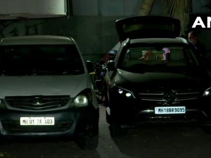 Sachin Vaze: NIA IG Anil Shukla Says, NIA has seized a black colour Mercedes Benz, Sachin Vaze used to drive this car | Sachin Vaze : त्या मर्सिडीजबाबत एनआयएने केला मोठा गौप्यस्फोट, वाझेंच्या कनेक्शनबाबत दिली अशी माहिती 