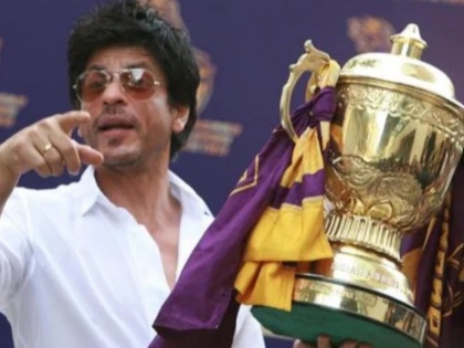 Will KKR win IPL 2021 title? Shah Rukh Khan gives witty reply to fan's question | IPL 2021 : भाई KKR ईस बार कप लाएगी ना?; फॅन्सच्या प्रश्नावर शाहरूख खानचं भन्नाट उत्तर