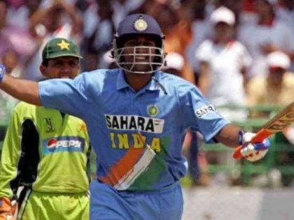 On this day in 2005: MS Dhoni scored his first international century, he score 148 against Pakistan | महेंद्रसिंग धोनीच्या आक्रमणासमोर पाकिस्तानने पत्करली शरणागती, अवघ्या १९ चेंडूंत कुटलेल्या ८४ धावा!