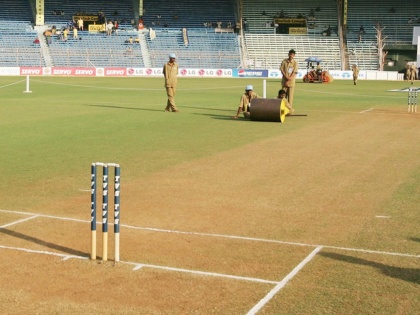 IPL 2021: More trouble for BCCI, 2 more groundstaff and one plumber test Covid-19 positive at Wankhede   | IPL 2021 : वानखेडे स्टेडियममध्ये पुन्हा कोरोनाचा शिरकाव; आतापर्यंत २९ जणांचा कोरोना रिपोर्ट पॉझिटिव्ह