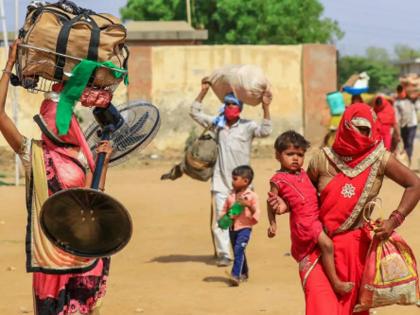 coronavirus: Fear of Coronavirus, villagers flee the village before sunrise and run into the forest | coronavirus: कोरोनाची दहशत, सूर्योदयापूर्वीच गाव सोडून जंगलात पळतात गावकरी आणि...  