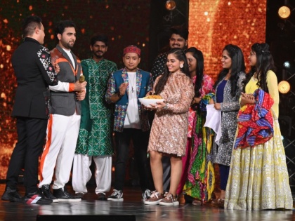 Iftari was celebrated on the stage of 'indian idol 12' | 'इंडियन आयडॉल 12'च्या मंचावर साजरी करण्यात आली इफ्तारी