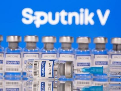 Corona vaccine: Sputnik vaccine to be procured directly, four companies formed in Mumbai under global tender | Corona vaccine: स्पुतनिक लसीची करणार थेट खरेदी, जागतिक निविदेअंतर्गत मुंबईत चार कंपन्या तयार