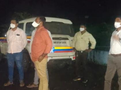 Goa-made liquor worth Rs 1.5 crore seized in Kumbharli Ghat | कुंभार्ली घाटात पकडली दीड कोटींची गोवा बनावटीची दारु