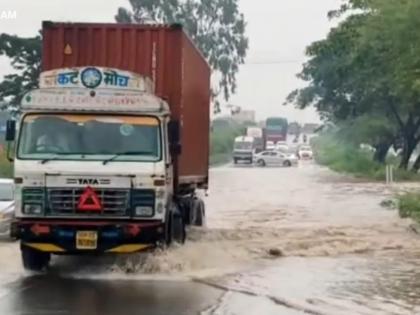 Cloudy weather again in the area including Malkapur in satara, followed by heavy rains | मलकापूरसह परिसरात पुन्हा ढगफुटी सदृष्य स्थिती, जोरदार पावसाने झोडपले Cloudy weather again in the area including Malkapur in satara, followed by heavy rains | मलकापूरसह परिसरात पुन्हा ढगफुटी सदृष्य स्थिती, जोरदार पावसाने झोडपले