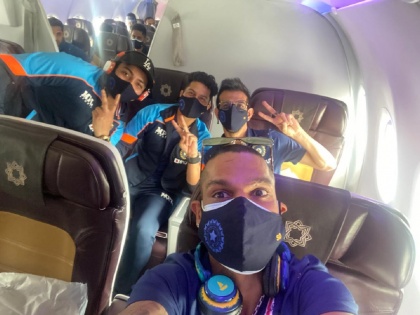 India Tour of Sri Lanka : Shikhar Dhawan-led Team India leave for Sri Lanka, BCCI shares new-look squad's image | India Tour of Sri Lanka : शिखर धवनच्या नेतृत्वाखाली टीम इंडिया श्रीलंका दौऱ्यासाठी रवाना, पाहा Photo