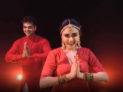 Amrita Khanwilkar's heartbreaking performance on the song 'Natarang Ubha ...' | अमृता खानविलकरचा 'नटरंग उभा...' गाण्यावरील दिलखेचक अदा पाहून व्हाल घायाळ, पहा हा व्हिडीओ