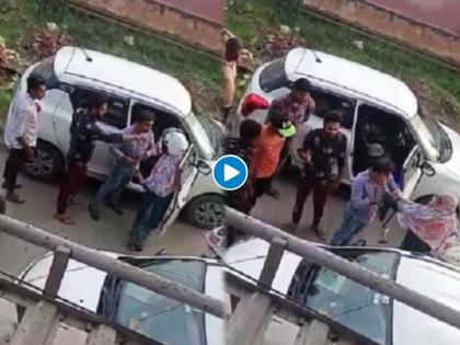 panipat after lucknow woman beats up car driver in panipat video viral | ...अन् आणखी एका महिलेने लगावली कारचालकाच्या कानशिलात, भररस्त्यात केली बॅटने मारहाण; Video व्हायरल