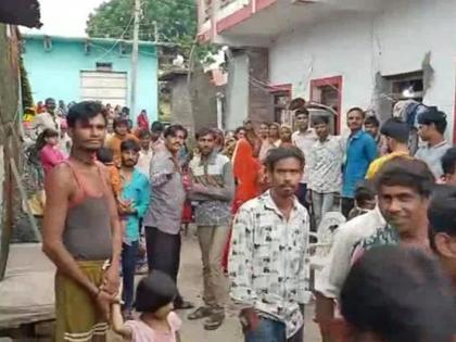 two sons brutally beat up elderly mother in MadhyaPradesh | नात्याला काळीमा! निर्दयी मुलांनी वृद्ध आईचे कपडे फाडले, फरफटत नेऊन केली बेदम मारहाण; मन सुन्न करणारी घटना