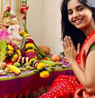 Ganesh Chaturthi 2021: गणेश चतुर्थीला क्विक, क्लासी पारंपारीक लूक मिळवण्यासाठी 'या' घ्या भन्नाट आयडिया