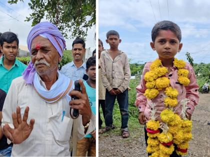 The soldiers who came to the rescue were carried away; Grandfather and grandson rescued from the flood after 12 hours | काळोख्या अंधारात पुराच्या पाण्यात १२ तास अडकले; आजोबा-नातवाचा थरारक अनुभव