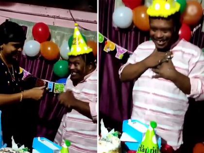 viral video special child priceless reaction on receiving phone as his birthday gift will make you smile | आईनं दिलेलं बर्थ डे गिफ्ट उघडताच त्यानं ते छातीशी कवटाळलं; व्हिडिओ पाहुन तुम्ही व्हाल भावूक