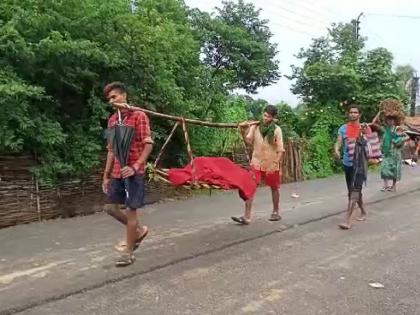 A 12-year-old girl had to undergo a 30-kilometer pipeline for treatment | १२ वर्षीय मुलीच्या उपचारांसाठी करावी लागली ३० किलोमीटरची पायपीट A 12-year-old girl had to undergo a 30-kilometer pipeline for treatment | १२ वर्षीय मुलीच्या उपचारांसाठी करावी लागली ३० किलोमीटरची पायपीट