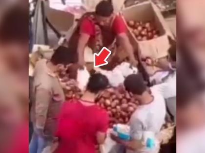 fruit vendor women cheats with costumer while selling the fruit, mix good fruits with bad fruits video goes viral | भाजी घेताना सावधान! पाहा हिने कसा हात चलाखीने खपवला खराब माल, पाहुन धक्काच बसेल