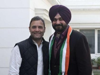 navjot singh sidhu post or no post will stand by rahul gandhi and priyanka gandhi | Navjot Singh Sidhu : "मी कायम राहुल गांधी आणि प्रियंका गांधी..."; नवज्योत सिंग सिद्धू स्पष्टचं म्हणाले