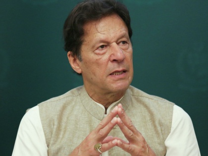 Pakistan PM Imran Khan says ‘some Indian’s fake message led to England and NZ pull-out’ | भारतीयांनी 'Fake' मॅसेज केल्यामुळे इंग्लंड, न्यूझीलंड यांनी दौरा रद्द केला - पाकिस्तानचे पंतप्रधान इम्रान खान यांचा दावा