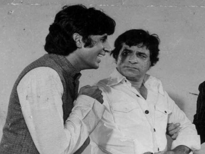 Not Saying 'Sirjee' but Political was the reason behind broken Friendship between Amitabh Bachchan and Kadar Khan | दिवंगत अभिनेते कादर खान यांचे अमिताभ बच्चन यांच्यामुळे संपले करिअर,जाणून घ्या नेमकं काय घडलं?