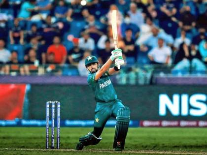 T20 World Cup : Babar Azam pips Dawid Malan to become No.1 T20I batter in ICC rankings | Babar Azam : बॉल बॉय ते नंबर १; पाकिस्तानचा कर्णधार बाबर आजम वन डे पाठोपाठ ट्वेंटी-२०तही बनला अव्वल
