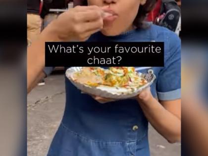 food bloggers shares rasgulla chaat taste video | आता हे काय नवीन? रसगुल्ल्यासोबत दही चाट, फुड ब्लॉगरने शेअर केला रडत,रडत व्हिडिओ