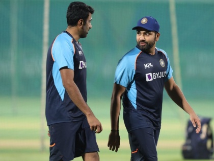 India vs New Zealand, 1st T20I: India T20I Captain Rohit Sharma Comments On Virat Kohli's Role In The Team | IND vs NZ, 1st T20I : रोहित शर्मानं कर्णधारपदाची सूत्रं हाती घेताच सहकाऱ्यांना निर्धास्त केलं, विराट कोहलीबद्दलही विधान केलं
