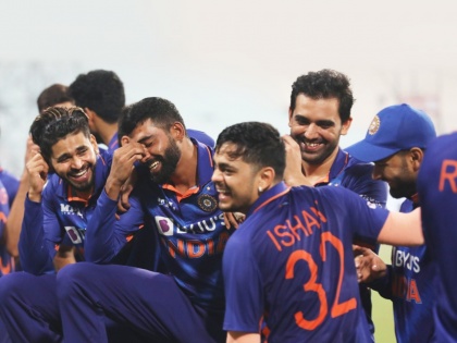 India vs New Zealand Test Series : India celebrate clean sweep over new zealand in T20I series but 5 indian player not take part in party check why | IND vs NZ : न्यूझीलंडवरील ट्वेंटी-२० मालिका विजयानंतर रात्रभर सुरू होतं सेलिब्रेशन, पण टीम इंडियाचे ५ खेळाडू राहिले दूर, जाणून घ्या कारण