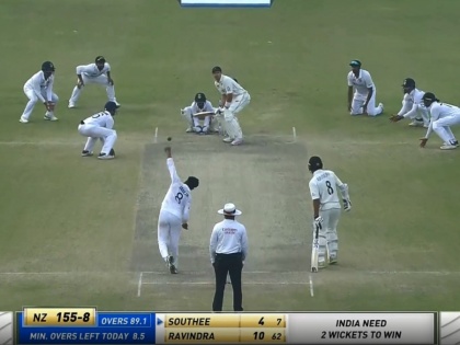 IND vs NZ, 1st Test Live Updates : it's a DRAW in Kanpur, Rachin Ravindra faced 91 balls against Indian spin trio to save New Zealand in the final session | IND vs NZ, 1st Test Live Updates : न्यूझीलंडच्या तळाच्या फलंदाजांनी अखेरपर्यंत झुंजवले; टीम इंडियाला विजयापासून वंचित ठेवले