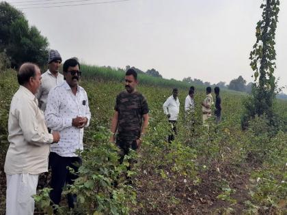 Be careful! The Forest Department in search of leopard in Valadgaon and took paw prints for investigation | सतर्क रहा ! वन विभागाकडून वळदगावात बिबट्याचा शोध, पंजाचे ठसे तपासणीसाठी घेतले