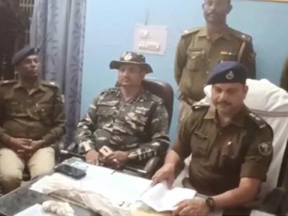 A large plot of Naxals was foiled and the police seized explosives and weapons hidden in the forest | नक्षलवाद्यांचा मोठा कट उधळला, पोलिसांनी जंगलात लपवून ठेवलेली स्फोटके-शस्त्रे केली जप्त