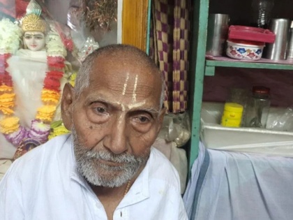 Even at the age of 126, fit and fine, now the central government has announced the Padma Shri award, who is Baba Sivanand? Find out | वयाच्या १२६ वर्षीही फिट अँड फाईन, आता केंद्र सरकारने जाहीर केला पद्मश्री पुरस्कार, कोण आहेत बाबा शिवानंद? जाणून घ्या