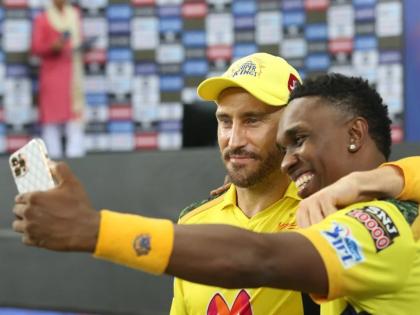 IPL 2022 Auction : Faf Du Plessis smashed 101 runs from 54 balls including 12 fours and 3 sixes in BPL 2022, he goes to RCB for 7 Crore  | Faf Du Plessis smash Century,IPL 2022 Auction : RCBने फॅफ ड्यू प्लेसिससाठी ७ कोटी मोजले अन् त्याने BPL मध्ये ५२ चेंडूंत शतक झळकावले 