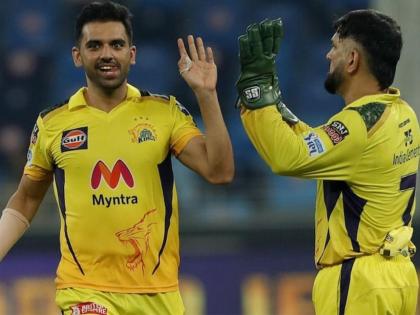 IPL 2022  Mega Auction : Mohammad Kaif - "MS Dhoni is taking 12cr and you will be taking 14cr, people will talk about it alot", Deepak Chahar epic reply | IPL 2022 Mega Auction : MS Dhoni तुझ्यापेक्षा कमी पैसे घेतो, लोकं आता चर्चा करतील; मोहम्मद कैफच्या गुगलीवर दीपक चहर म्हणाला... 