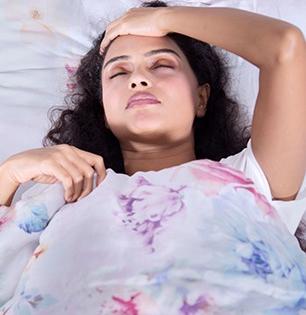 १० मिनिटात झोपण्याची ट्रिक! रात्री पडल्या पडल्या झोप येण्यासाठी शास्त्रज्ञांनी सुचवला भन्नाट उपाय