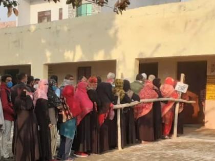 UP Assembly Election 2022: The last two women caught bogus voting in burqa, shocking information came to light | UP Assembly Election 2022: बुरख्यामध्ये बोगस मतदान करताना पकडल्या गेल्या दोन महिला, समोर आली धक्कादायक माहिती 