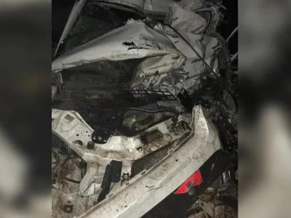 road accident in buxar four died on the spot scorpio and bus collision | भीषण अपघात! लग्नासाठी निघालेल्या बसवर काळाने घातला घाला; चौघांचा मृत्यू, 6 जण गंभीर जखमी 