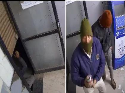 by using gas cutter theft broke ATM machine but there was no money inside! Read where the theft took place | चोरट्यांनी गॅस कटरने एटीएम फोडले पण आत छदामही नव्हता ! वाचा कुठे झाली ही चोरी