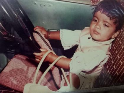 Challenge! Identify this girl who is playing with the steering wheel of a car ?, is a famous actress in Marathi Cineindustry. | चॅलेंज! गाडीच्या स्टेअरिंगसोबत खेळणाऱ्या या चिमुरडीला ओळखून दाखवा?, आहे मराठी सिनेइंडस्ट्रीतील प्रसिद्ध अभिनेत्री