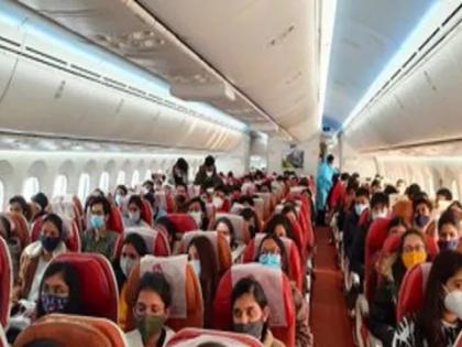 Russia Ukraine War: First flight from Romania to Mumbai carrying 219 Indians from Ukraine | Russia Ukraine War: युक्रेनमधील २१९ भारतीयांना घेऊन मुंबईसाठी पहिले विमान रोमानियातून रवाना 