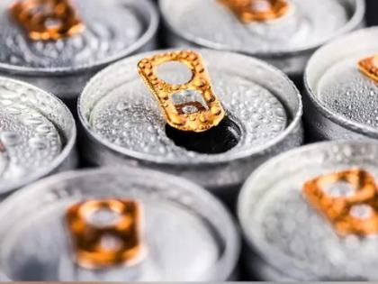 25 year old man dies due to excess energy drink consumption red bull | बापरे! एनर्जी ड्रिंकचं व्यसन पडलं महागात, दिवसाला प्यायचा असंख्य कॅन; झाली भयंकर अवस्था अन्...