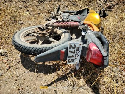 Two two-wheelers collided head-on, businesman killed at the site | दोन दुचाकीची समोरासमोर जोरदार धडक, व्यवसायिक जागीच ठार