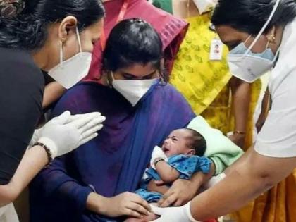 corona virus newborns mothers died women refused hospital delivery corona pandemic meghalaya | CoronaVirus News : कोरोनाच्या भीतीपोटी महिलांचा रुग्णालयात जाण्यास नकार; 'या' ठिकाणी 61 माता, 877 बालकांचा मृत्यू