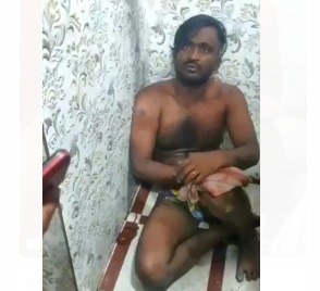 Beating a young man on suspicion of witchcraft; Video of the incident went viral on social media | जादूटोण्याच्या संशयावरुन तरुणाला मारहाण; घटनेचा व्हिडीओ सोशल मीडियावर व्हायरल