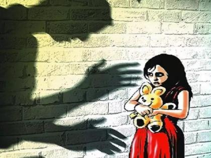 Uncle rapes and kills 2 year old niece in car in bengluru | २ वर्षाच्या भाचीवर कारमध्ये काकाने केला बलात्कार अन् केली हत्या