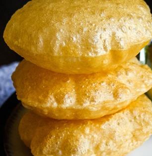 How to Make Perfect Puri for Gudi Padwa : खुसखुशीत टम्म फुगलेल्या पुऱ्यांचं सोपं सिक्रेट; १० मिनिटात करा कमी तेलकट, क्रिस्पी पुऱ्या